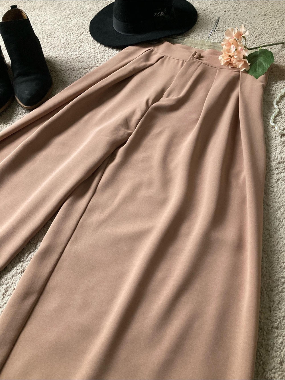 SHEIN Wide Leg High-Waist Pants in Blush Taupe